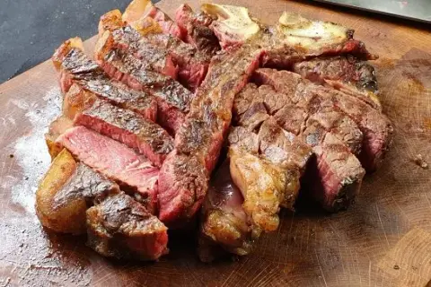 Butcher Grill w Krakowie – wyjątkowe steki i grillowane smaki