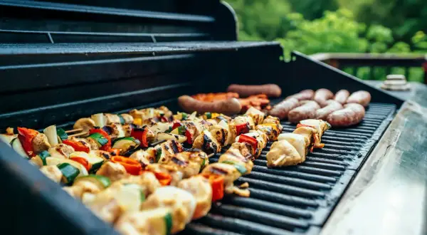 Grill Bar Posterunek w Krakowie – smaczne dania i wyjątkowe grillowanie