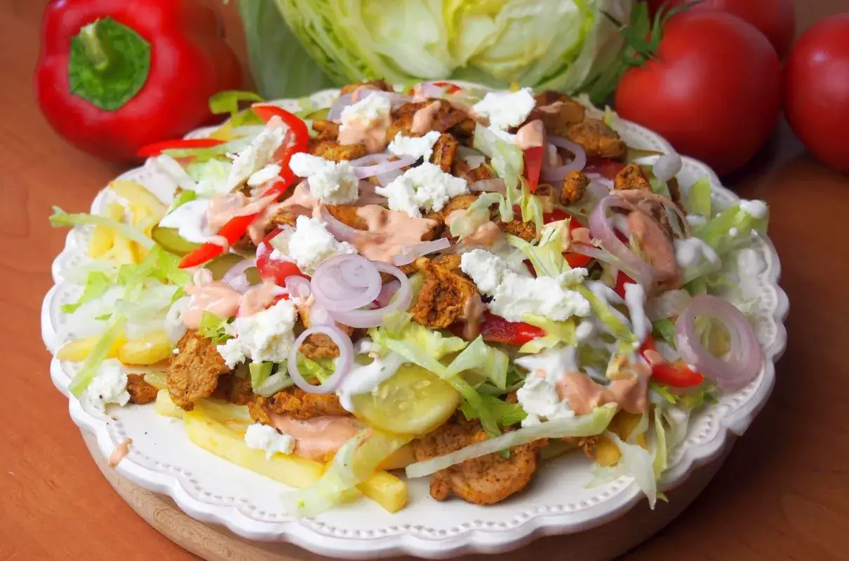 Zdjęcie Ile kalorii ma kebab z frytkami? Zaskakujące fakty o kaloryczności