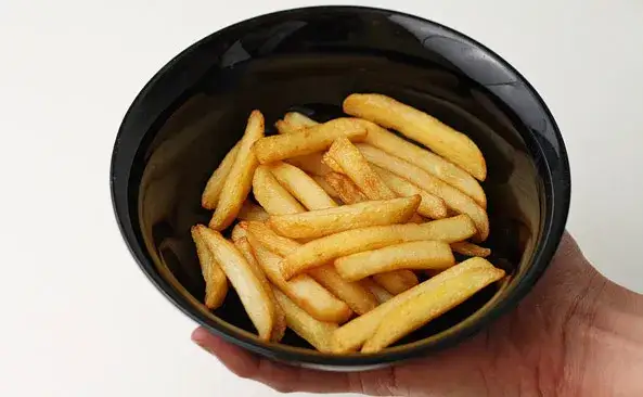 Zdjęcie Ile kosztują frytki w KFC? Sprawdź ceny i wielkości porcji