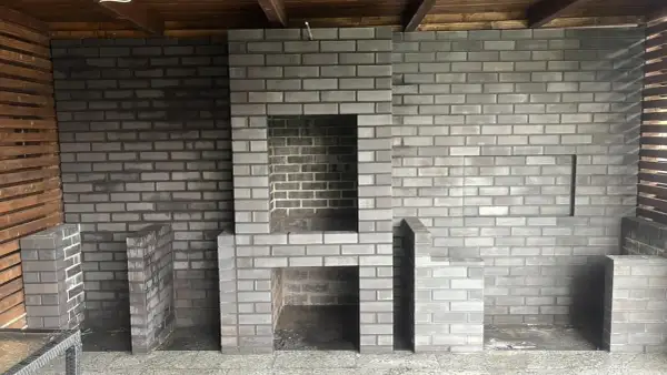 Montaż grilla betonowego: uniknij najczęstszych błędów i problemów